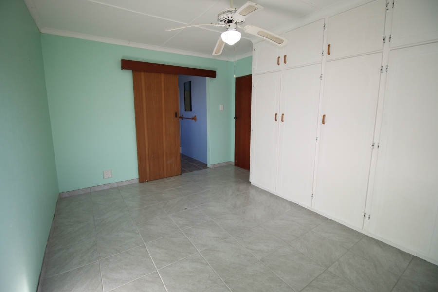 1 Bedroom Property for Sale in Beacon Bay Eastern Cape